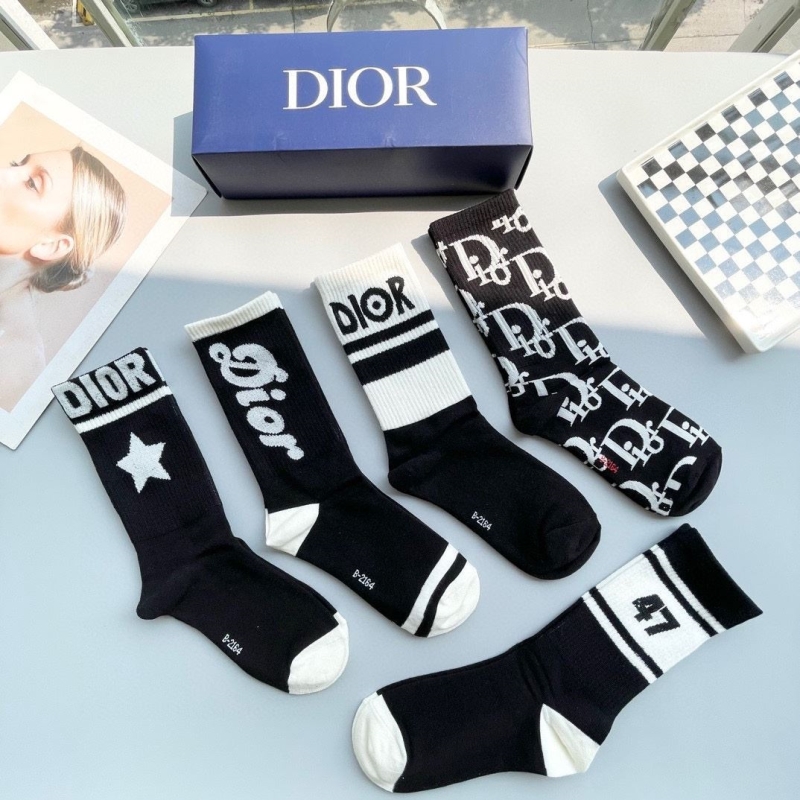 DIOR